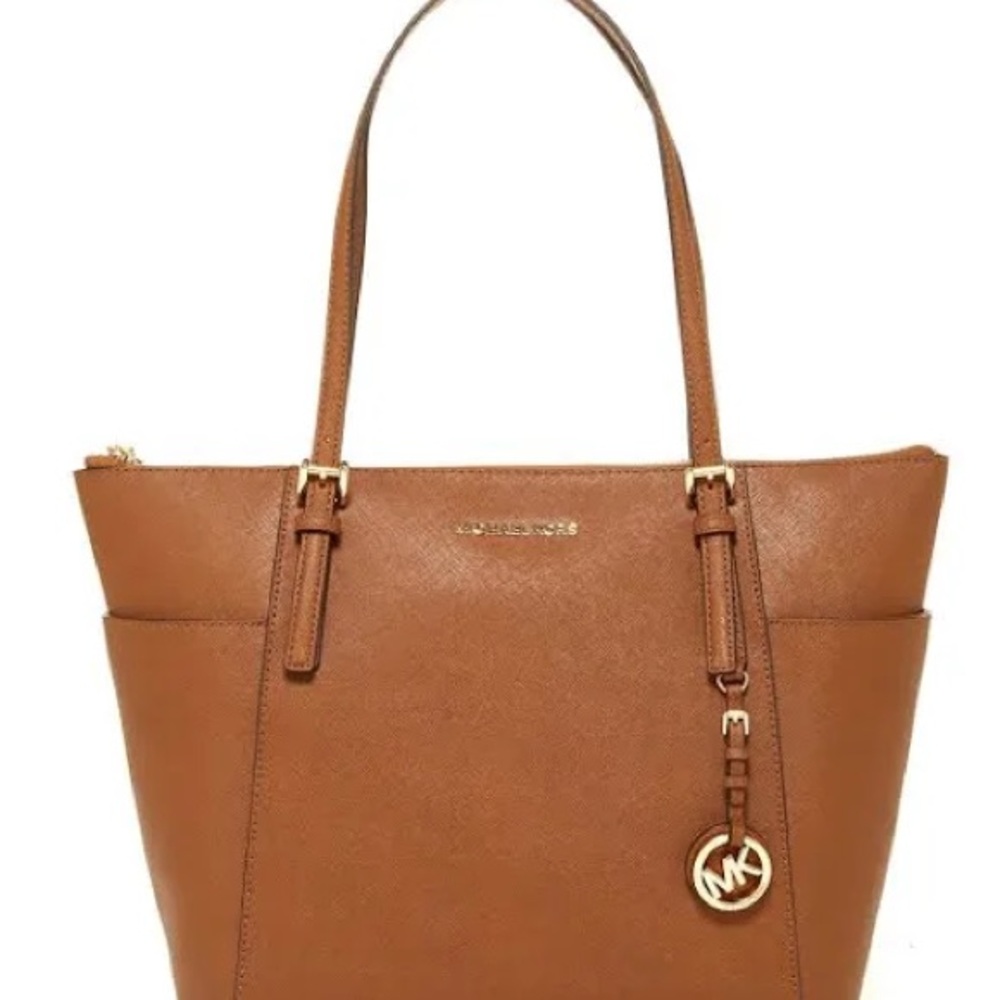 Michael Kors Jetset Saffiano Leather Tote NWT